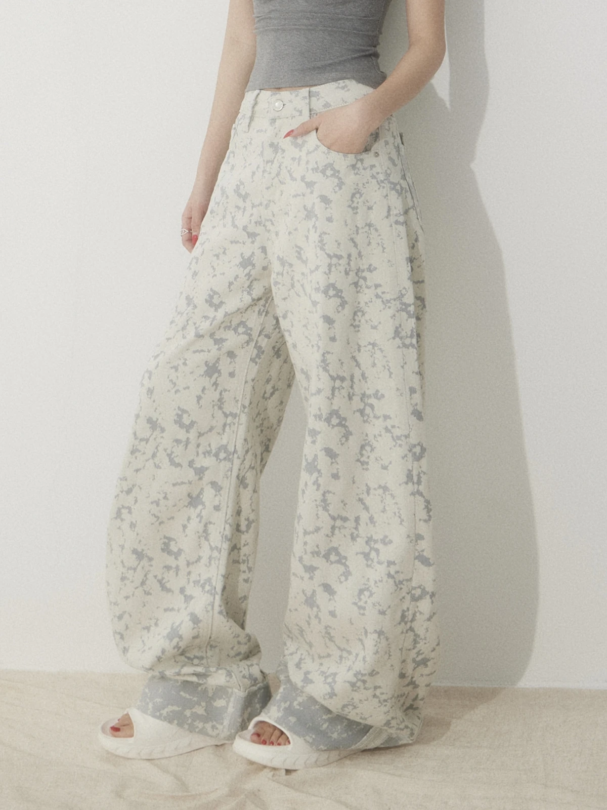 

ZHISILAO New Floral Print Wide Leg Straight Jeans Women Vintage Chic High Waist Full Length Denim Pants Spring Summer 2025