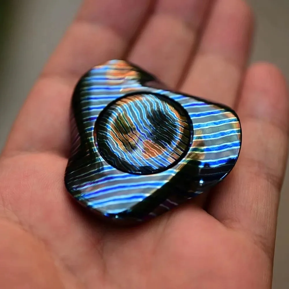 T-MAX EDC Skate Fidget Spinner Fidget Toys per adulti Spinner a tre foglie Disegni originali Gadget per alleviare l'ansia Ufficio portatile