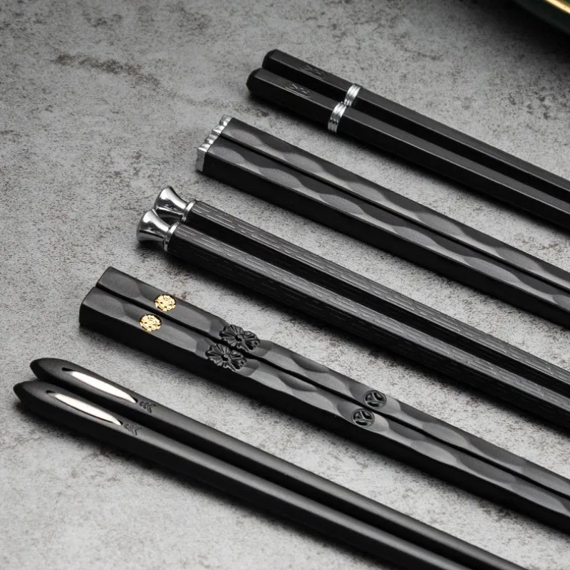 5 Pairs Japanese Chinese chopsticks Sushi Sticks Reusable Metal Korean Chopsticks Set Healthy Alloy Tableware Palillos Chinos