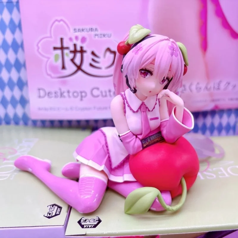 

В наличии оригинальная настольная кукла Taito, милая Хацунэ Мику Сакура, будущее, вишня, экшн-кукла, декор для рабочего стола, коллекционная игрушка, подарок на день рождения