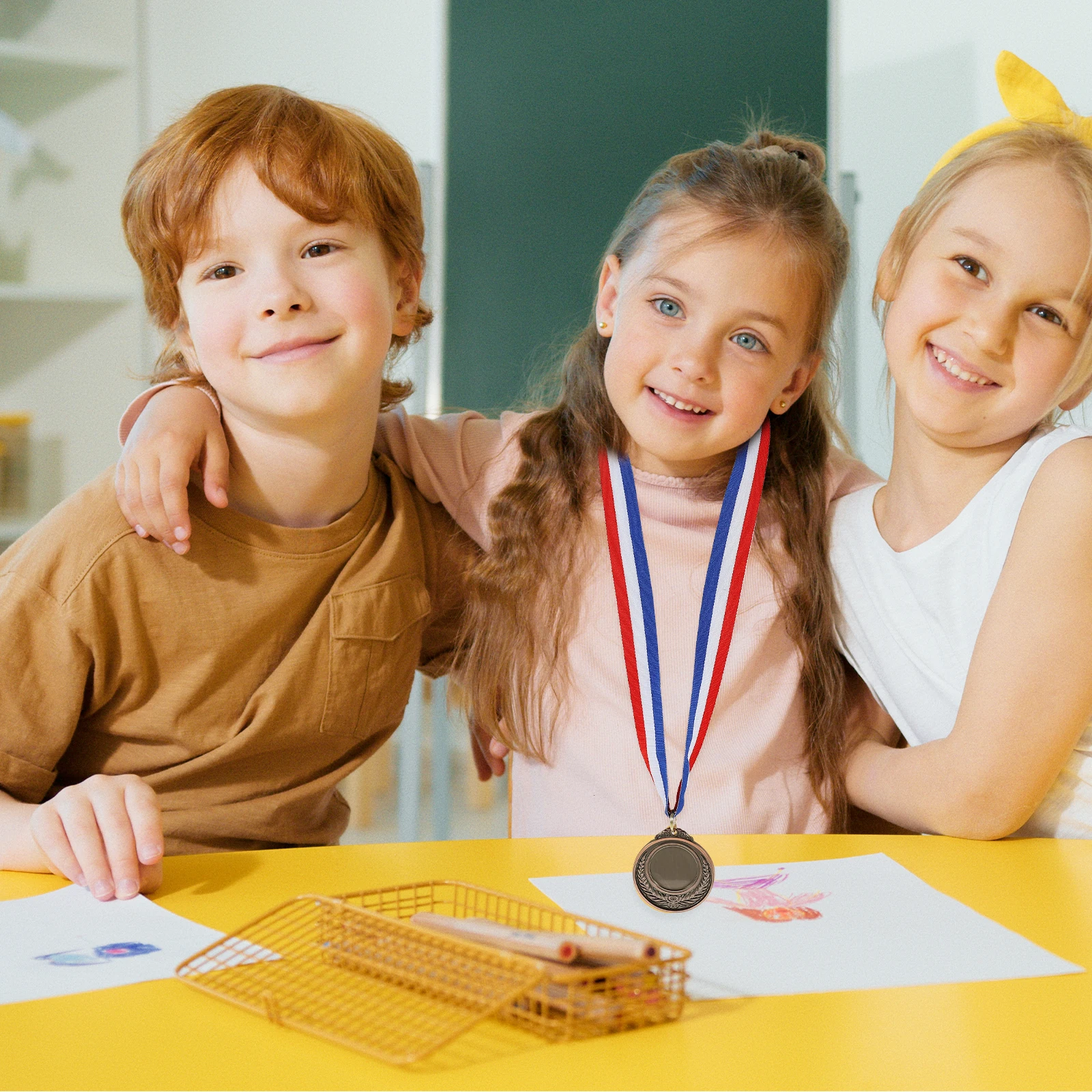 

24pcs Medals 5 2cm Copper Sports Awards Student Competition Reward Party Gifts Iron Medals Model Commemorative Souvenirs