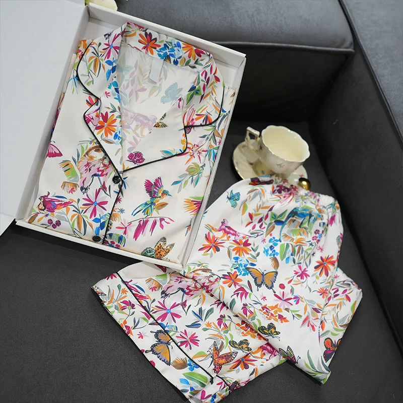 2024 All Season Cool Breathable Ice Silk Pajamas Women Long Sleeve Set Button Flower Butterfly Printed Home Clothes Nightgown