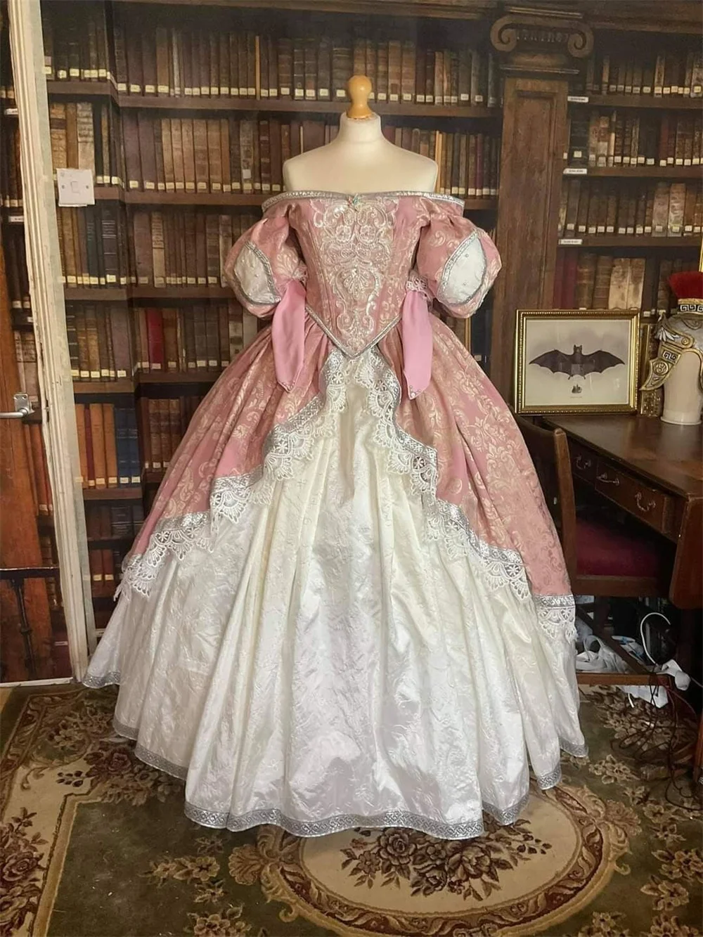 Off Shoulder Pink 17th Century Historical Medieval Victorian Prom Dress Rococo Lolita Vintage Princess Wedding Dress Ball Gown