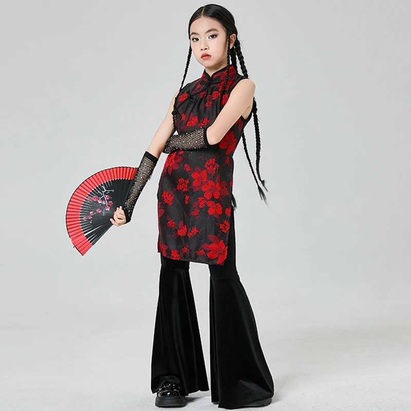 สไตล์จีนแจ๊สเต้นรําเครื่องแต่งกายหญิง Hip-Hop ประสิทธิภาพเสื้อผ้าเด็กชุดสีแดง Bell-bottoms ชุดรันเวย์แสดงชุด XH2780