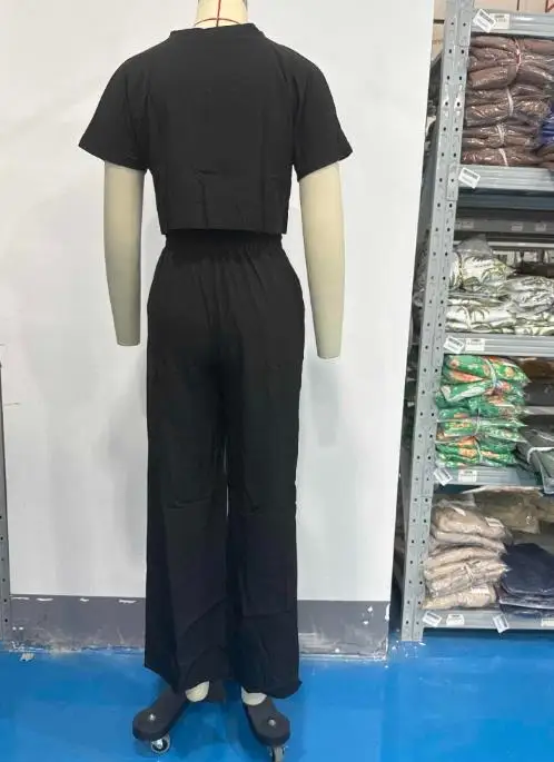 2025 신상 여성 투피스 세트, 세련된 라운드넥 반팔 상의와 하이웨이스트 팬츠 세트