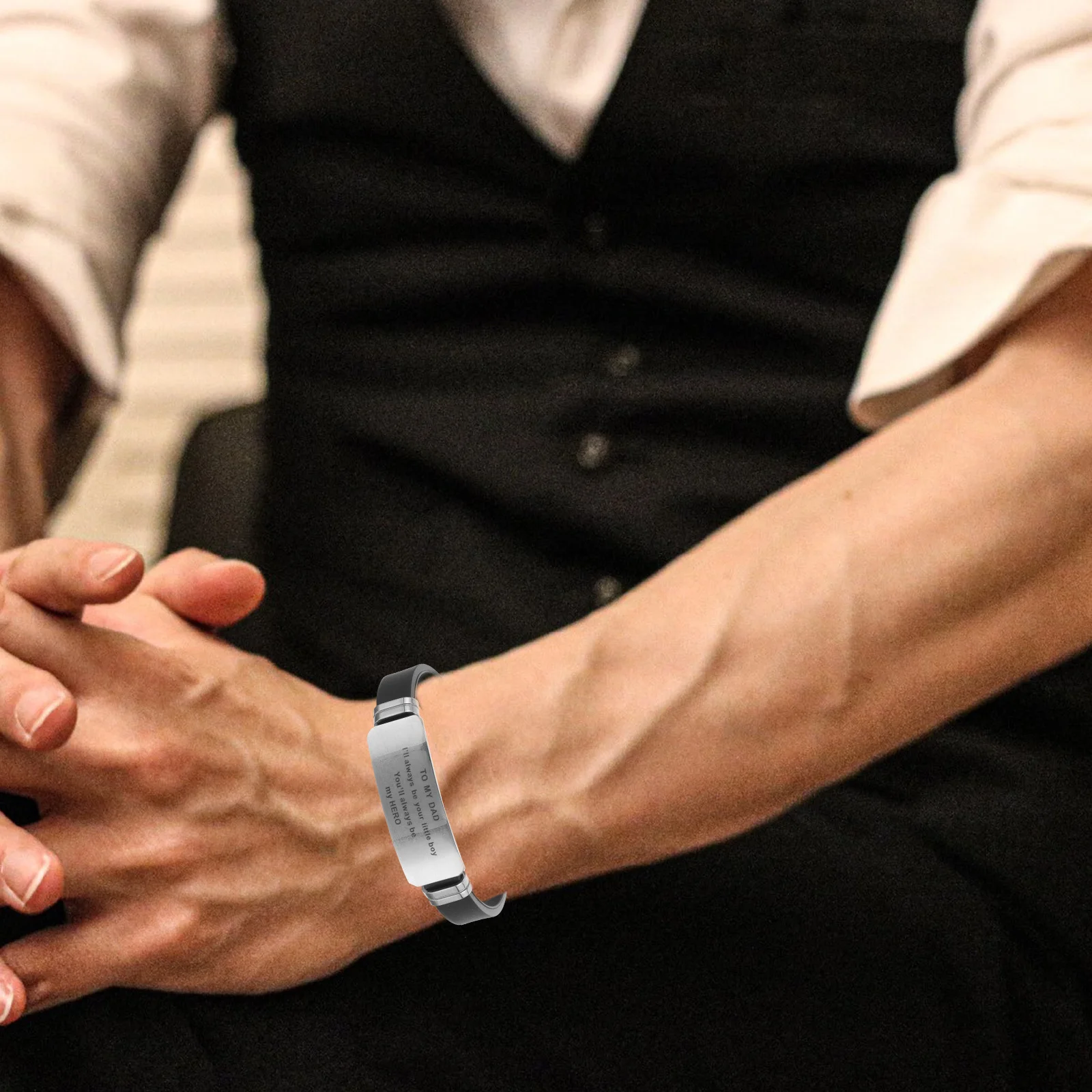 

Stainless Steel Men's Wrist Cuff Bracelet Durable Lightweight Stylish Bangle Father's Day Gift Jewelry Men Bracelet