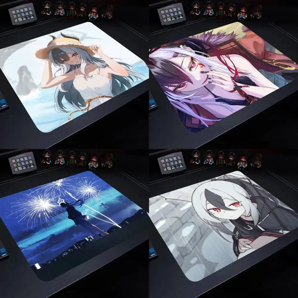 Onikata Kayoko Blue Archive Game Mouse Pad 22X18 Square Computer Accessories Office Game Table Mats Rubber Anti-slip Mousepads