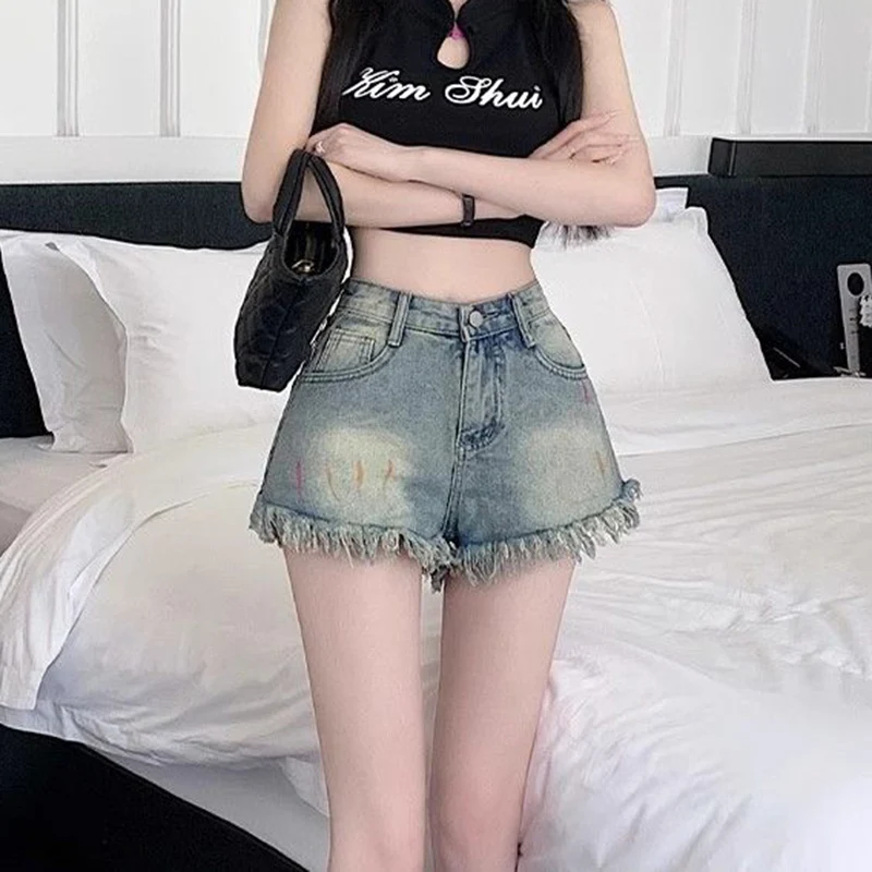 

Girls Chic Printed Mini Jeans Lady Fashion Ripped High Waist Short Pants Women Retro Baggy Casual Denim Shorts