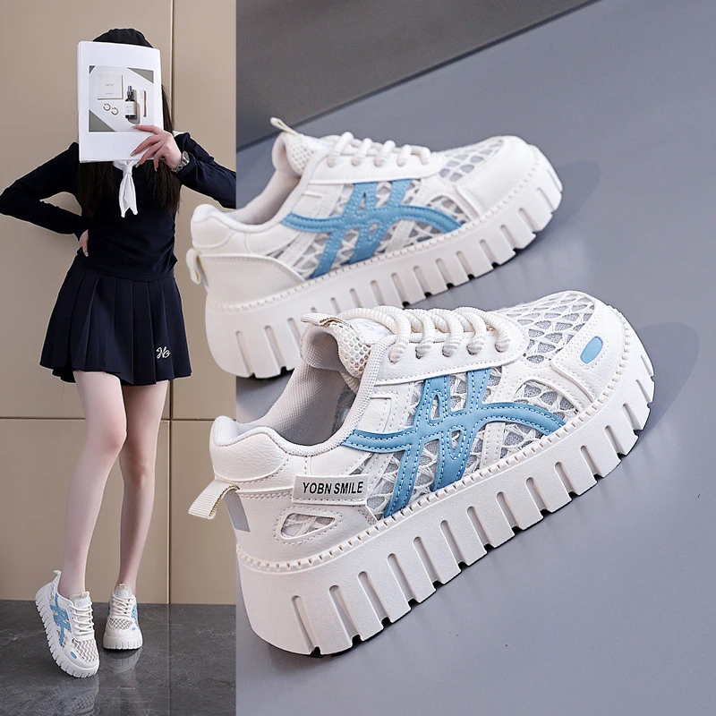 2026 Women's White Shoes Versatile Thick soled Student Board Shoes Spring/Summer Casual Sports Shoes Outdoor Board Shoes