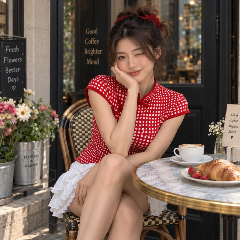 2026 Sommer Neues Damen-Kurzarm-T-Shirt mit Gingham-Karo, Mandarin-Kragen, Froschknopf, Slim Fit, Vintage Chinesischer Stil, Lässiges Oberteil – Detail 8