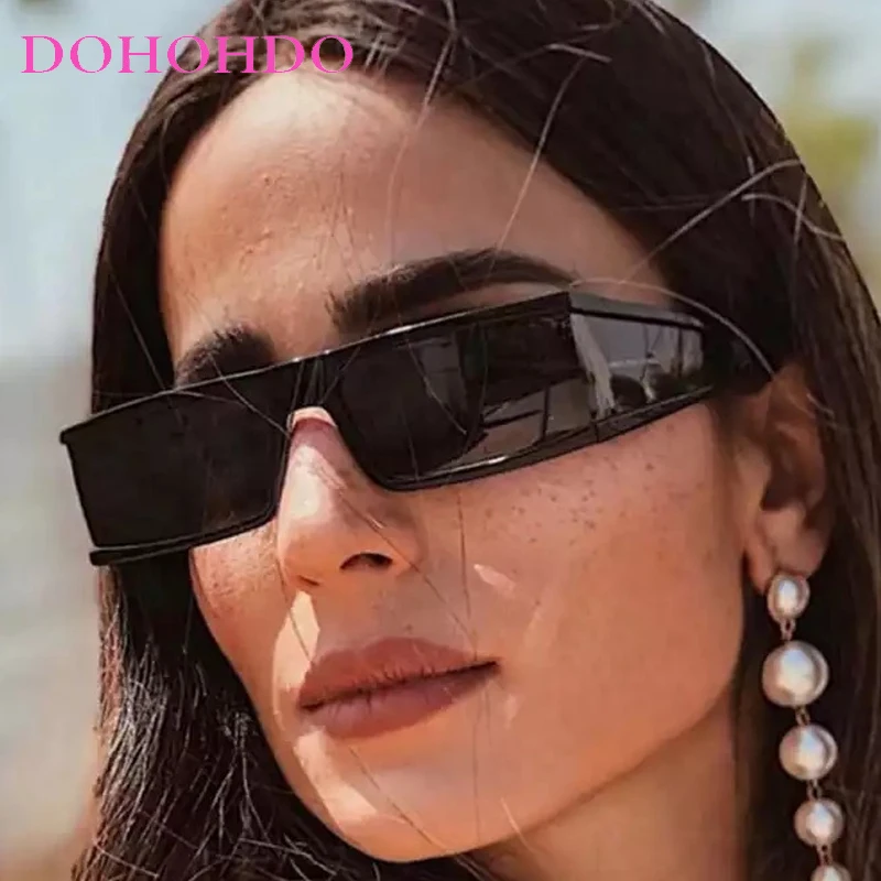 

DOHOHDO Retro Fashion Punk Rectangle Sunglasses For Women Men Ins Popular Small Frame Silver Sunglasses Trending Shades UV400