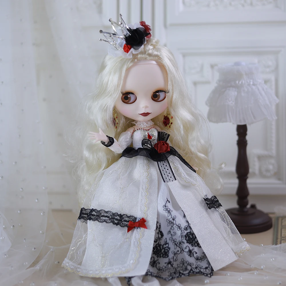 ICY DBS Blyth 1/6 doll joint 30CM BJD toys frosted face white queen extra hands AB DIY fashion doll SD