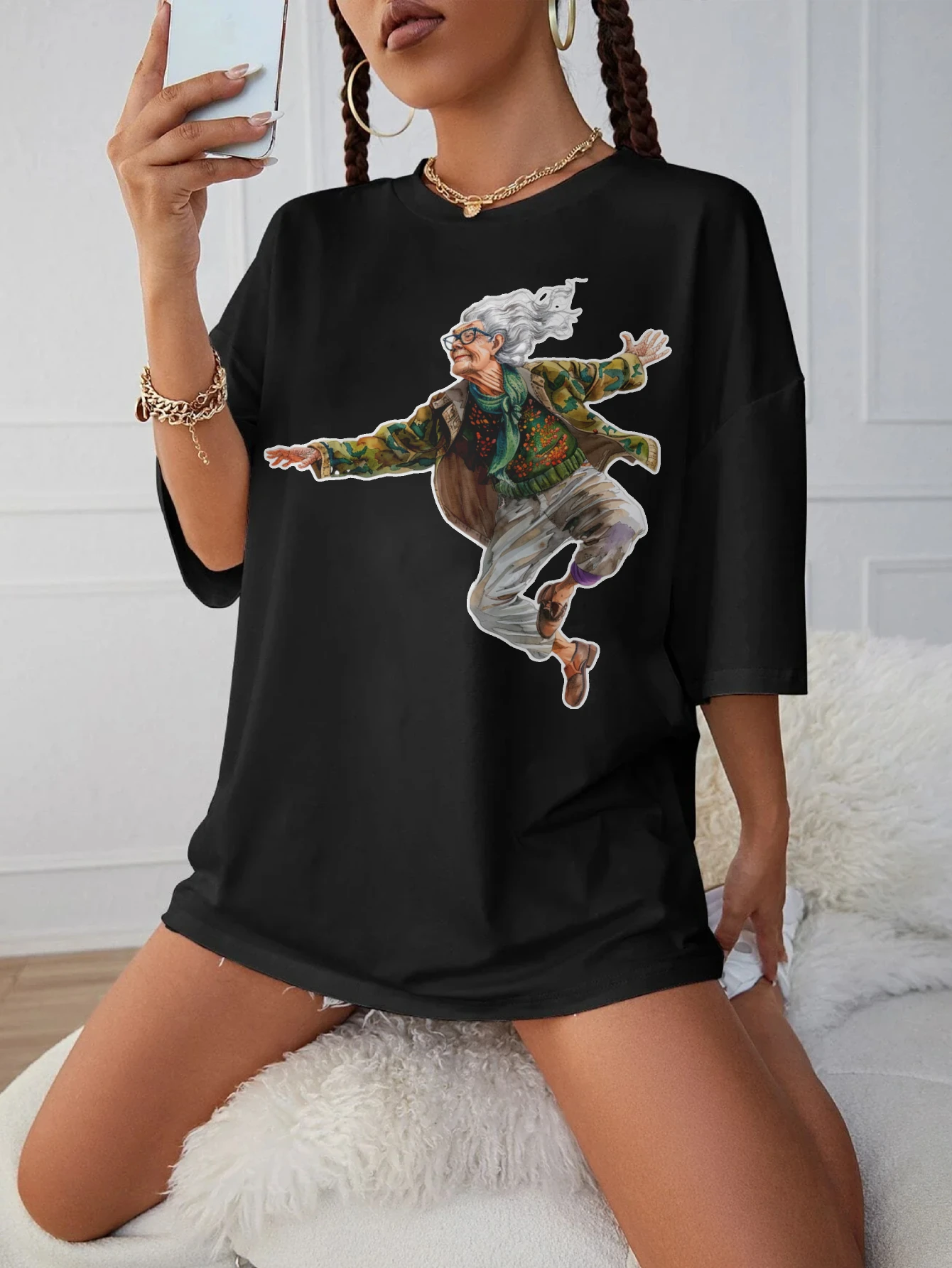 

Quirky-Whimsical-Crazy-Grandma-Clipart Stylish Black Maternity T-Shirt Women's Loose Round Neck Perfect for Late Pregnancy