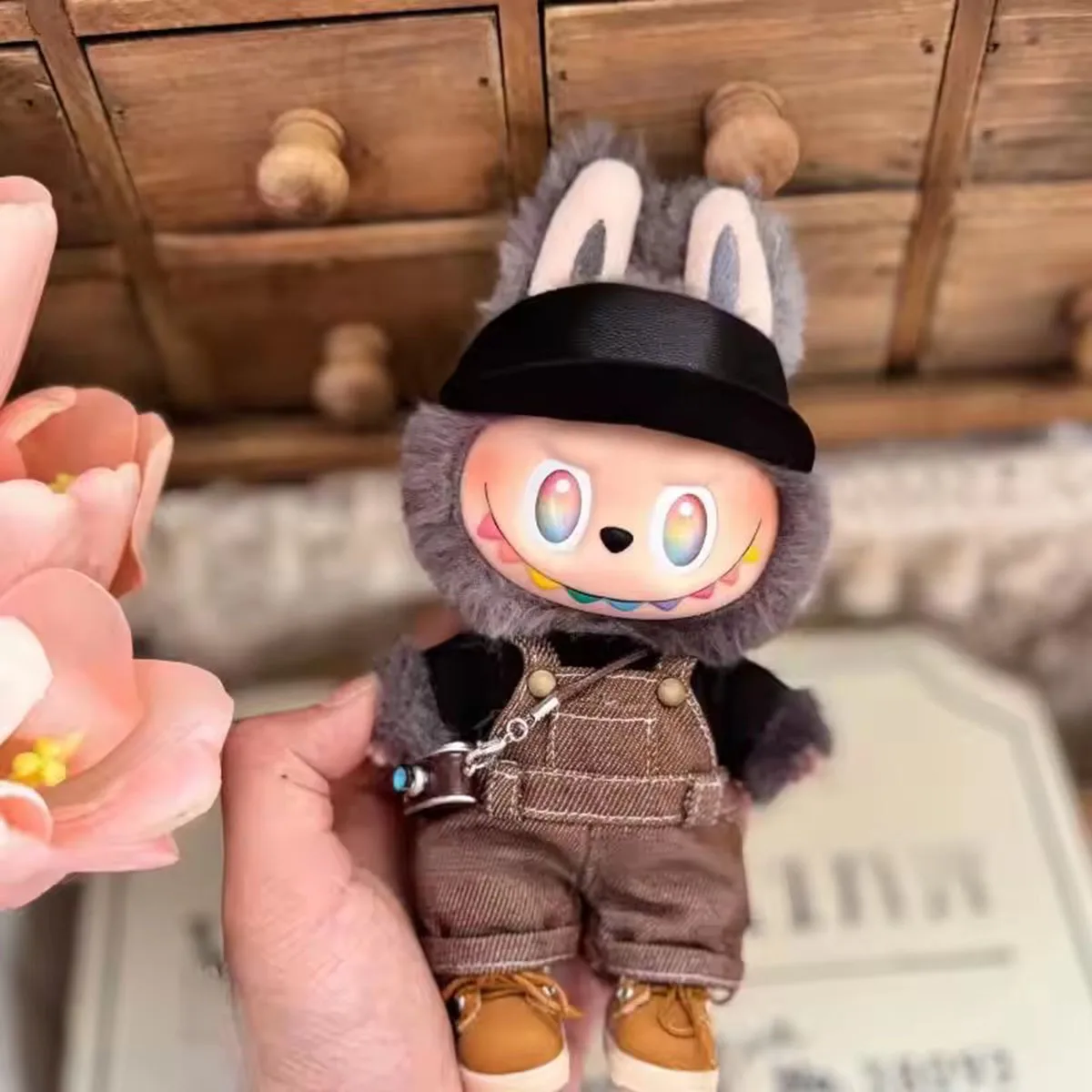 Милая плюшевая кукольная одежда для одежды Labubu, однотонный комбинезон ярких цветов, брюки, аксессуары для кукол