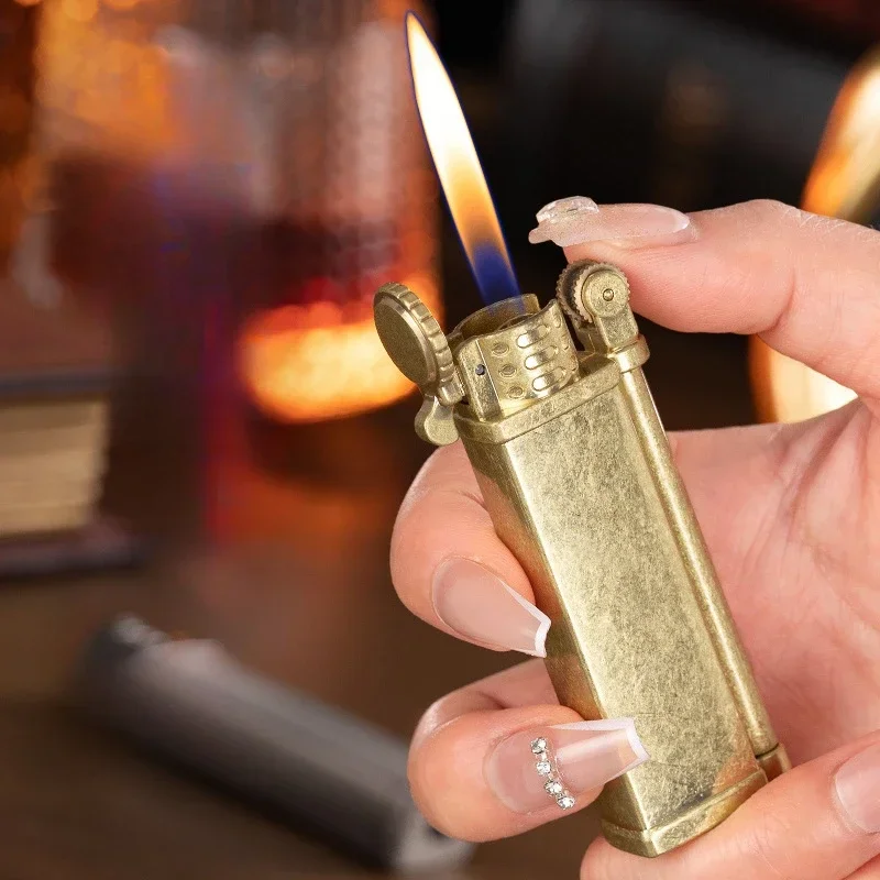 

New Grinding Wheel Ignition Retro Style Open Flame Lighter Compact Body Cycle Inflatable Rolling Tray Gadgets for Men Gift