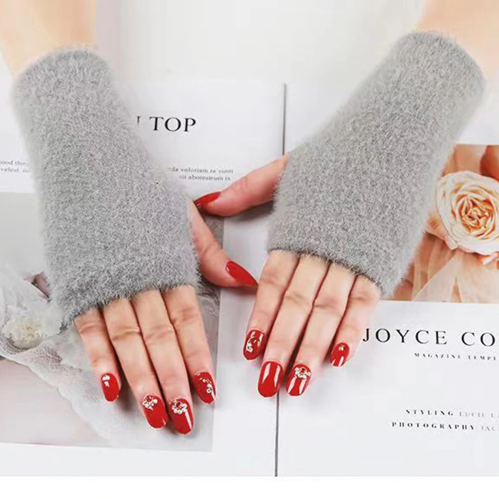 

Fuzzy Fingerless Gloves For Women Solid Color Simply Half-finger Gloves Winter Warmer Mittens Imitation Mink Soft Mittens New