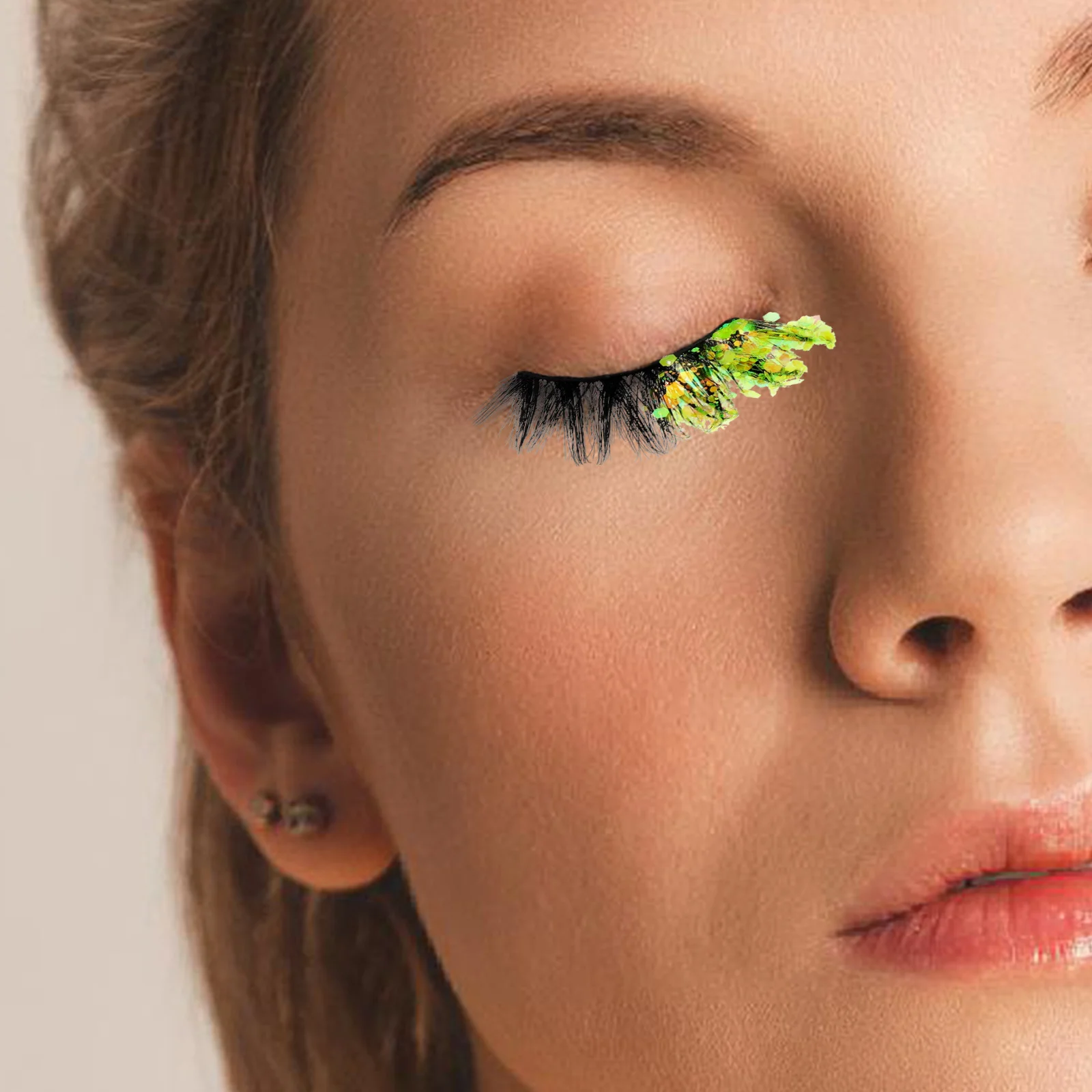 

1 Pair Color-Changing Glitter False Eyelashes Glow-In-Dark Sparkling Fake Lashes For Party Eye Makeup Comfortable Fit Fake Lash