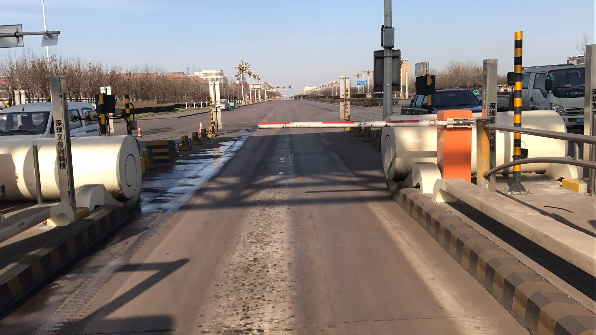 Automatic heating and defogging light curtain  for  ETC AVC sensors vehicle detection sensor