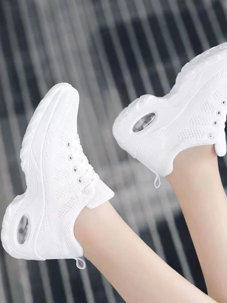 2026 Women Air Cushion Dance Sneakers White Breathable Mesh Platform Soft Sole Height Increasing Jazz Trainers