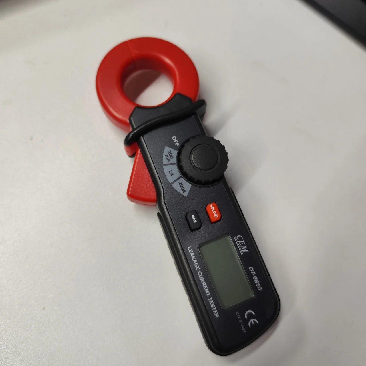 User-friendly Professional CEM DT-9810 AC Leakage Clamp Meter: Ideal for Electrical Safety Inspections and Troubleshooting