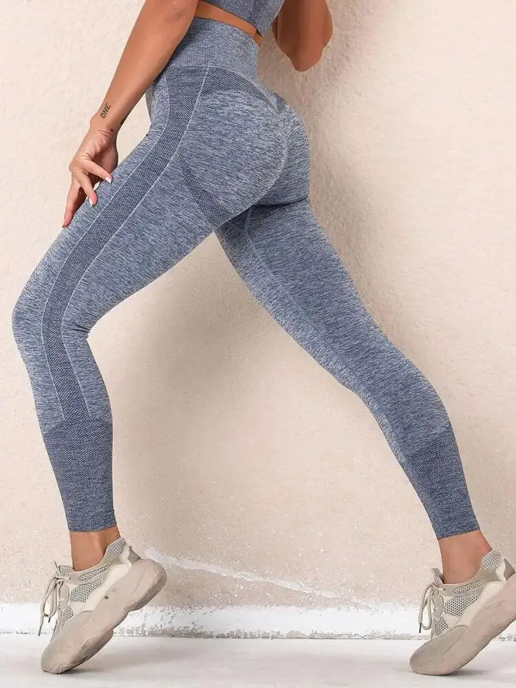 กางเกงโยคะผู้หญิง กางเกงเลกกิ้งไร้ตะเข็บ กางเกงออกกำลังกาย เอวสูง กระชับสัดส่วน ยกกระชับสะโพก ยืดหยุ่นสูง เหมาะสำหรับฟิตเนสและยิม