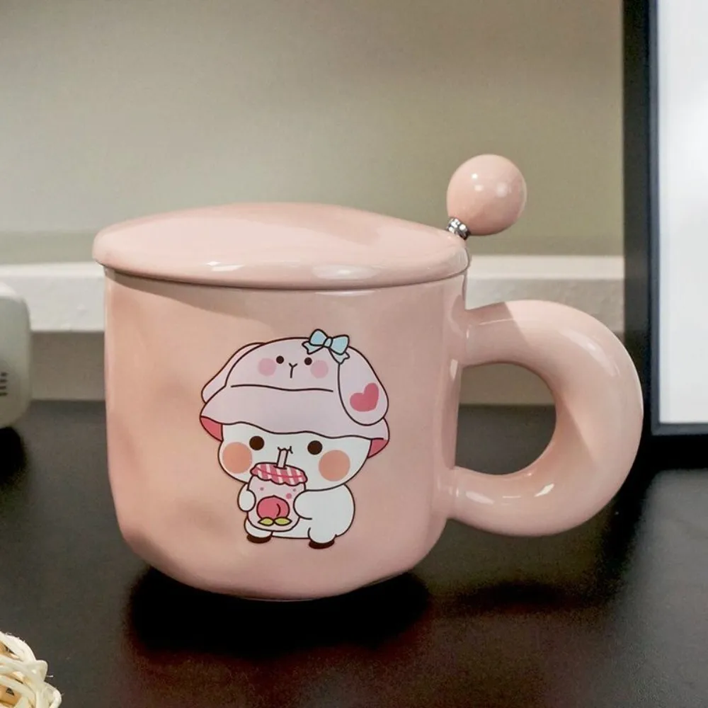 

Cute Heart Shaped Mug with Lid Perfect for Birthday Gift Dorm Room Use Heat Resistant Ceramic Coffee Cup for Tea Lovers