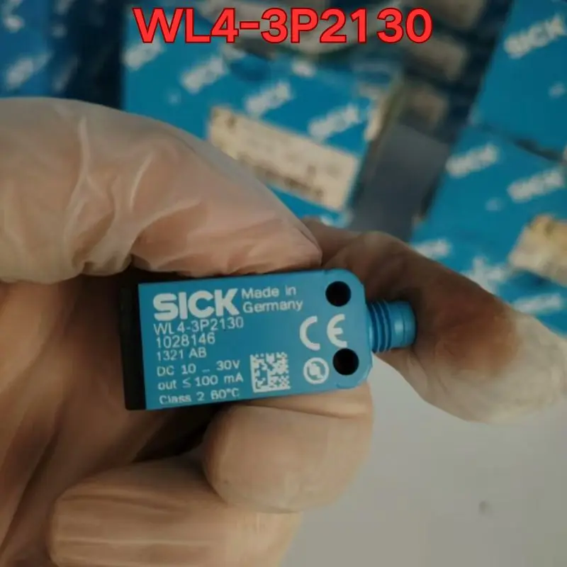 

Новый фотоэлектрический датчик WL4-3P2130. Новейшее предложение в июле.