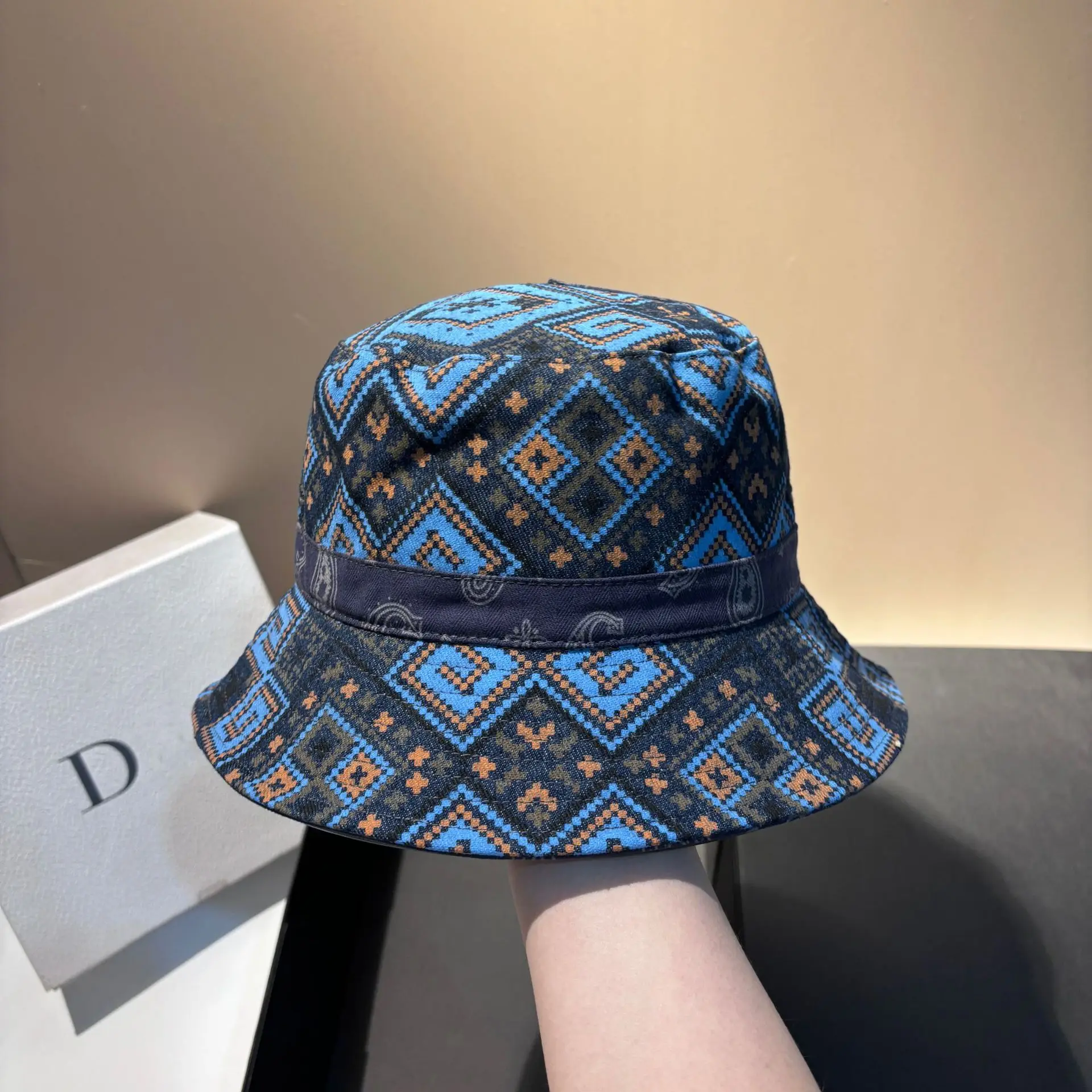 

2025 New Paisley and Geometry Patchwork Fisherman Hat Light Luxury and Spring Summer Denim Basin Hats for Women Sun Bucket Cap