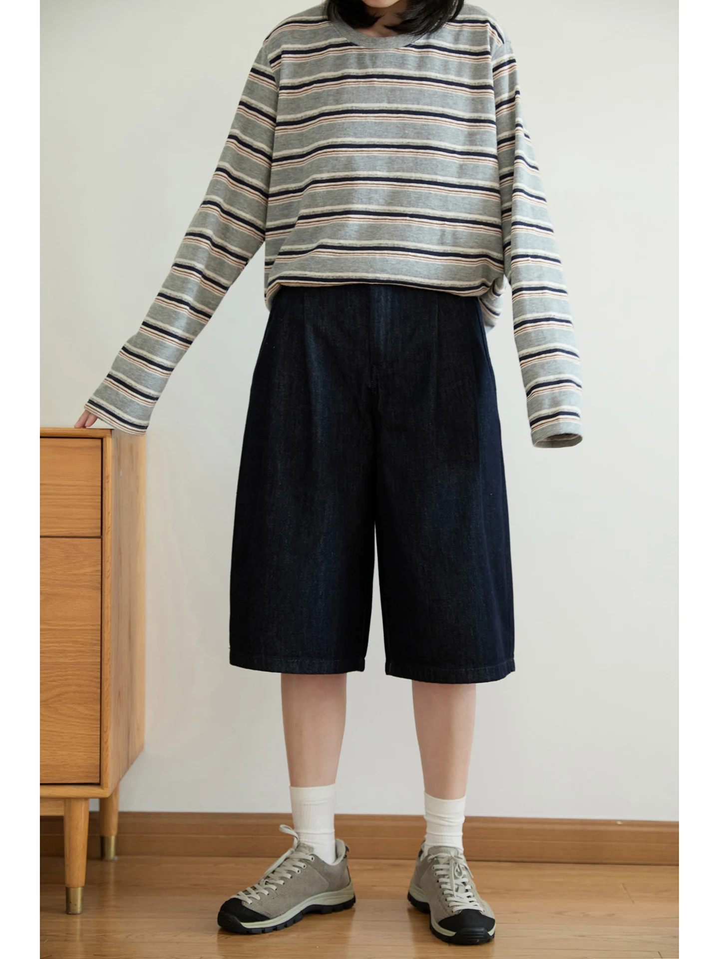 

Джинсы с высокой талией темно-синие, повседневные, для подростков, весна-лето, хлопок, свободный крой, без стрейча, молодежный стиль