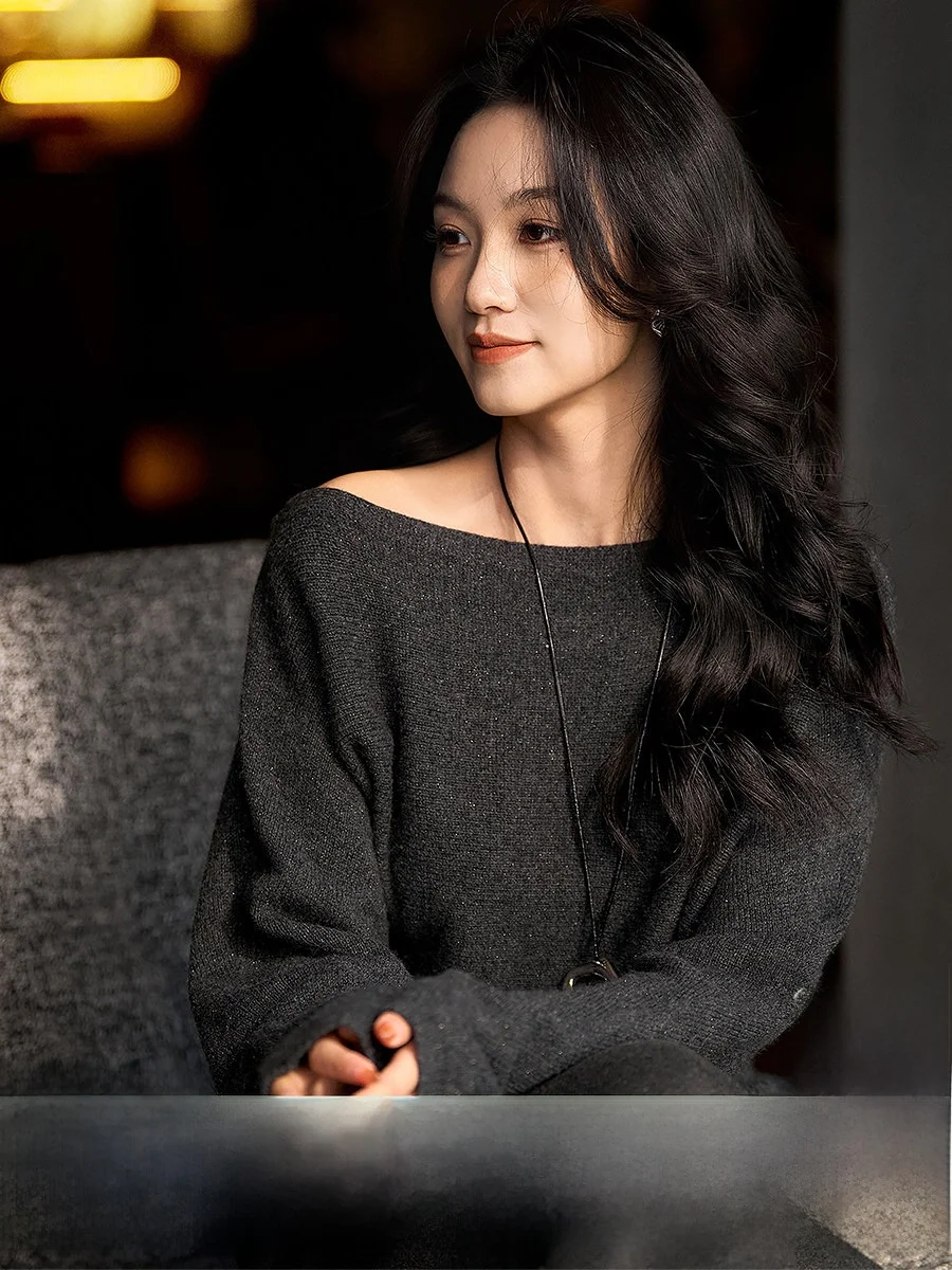 

Netie Knitted Sweater Women's Wool Camere Casual Sle Warmth Faionable Sister Light Maturi New Arrival 2025 Winter