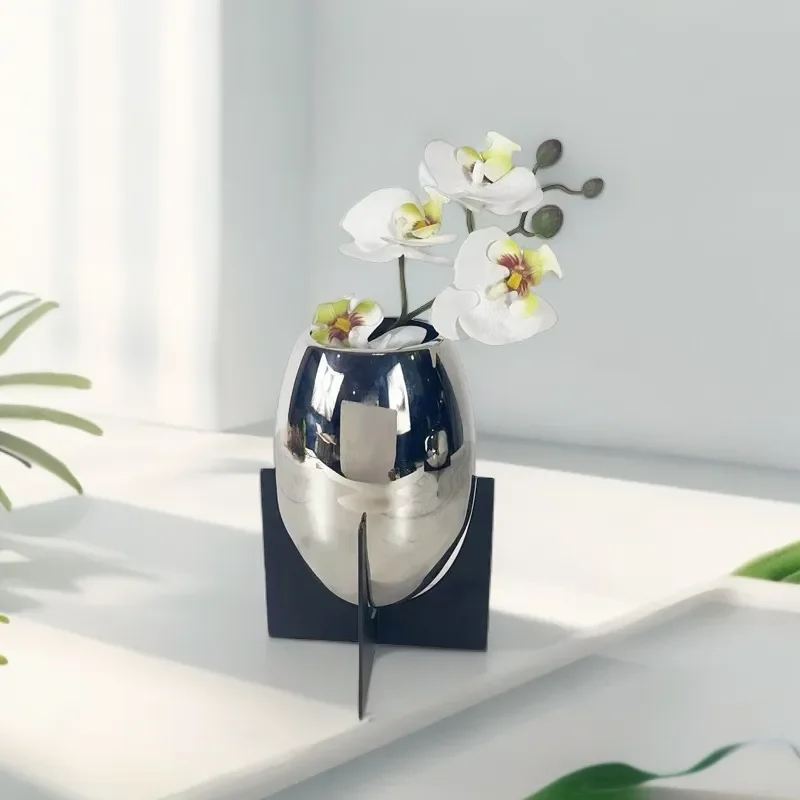 Nordic modern glossy stainless steel Memphis replica black background bracket mirror oval modern flower furniture home