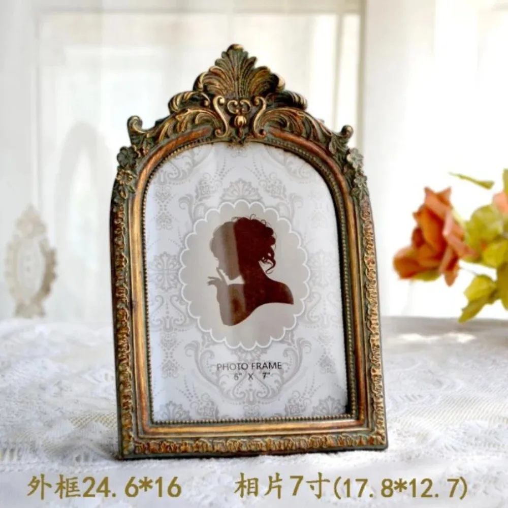 

Gold arch European vintage court resin 7 inch photo frame American distressed wall hanging luxury carved table portrait frame