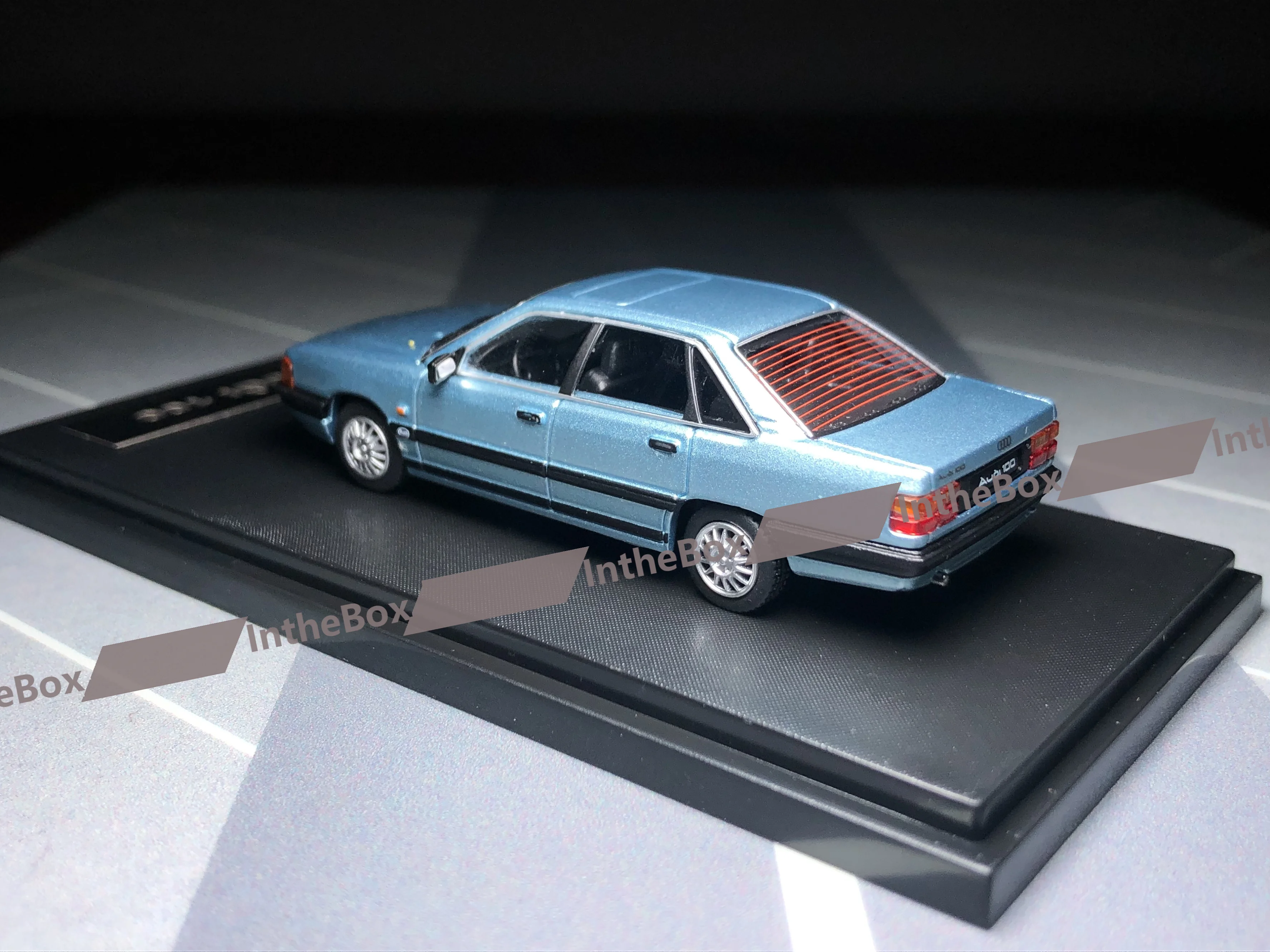 RM 1:64 1989 Blue 100 C3 Sedan Classic Diecast Model Car Collection Limited Edition Hobby Toys