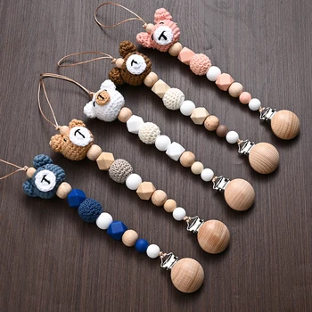  2Pcs Baby Nippel Kette Pflege Spielzeug Baby Buche Holz Schnuller Clip Cartoon Tier Filz Ball Perlen Dummy Halter Kette für Anti-drop