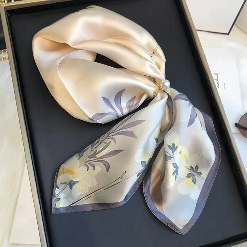 

Elegant Floral Printed Satin Scarf For Women Lightweight Soft Neck Wrap Versatile Fashion Shawl For Daily And Formal Occasions