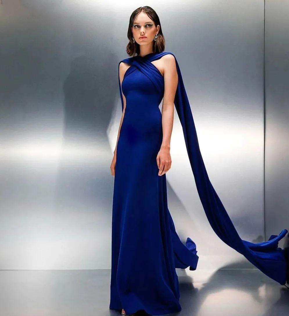 

2025 Elegant Royal Blue Evening Dresses A-Line Halter Backless Pleated Formal Prom Party Gowns Valentines Day Robe De Soriee