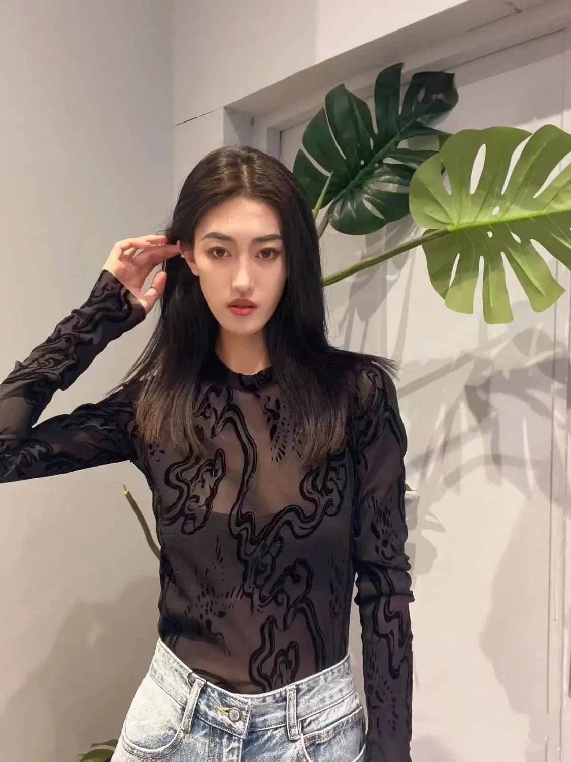 2024 Spring Fashion Versatile Slim Fit Elastic Long Sleeve T-shirt Plush Printed Mesh Bottom Shirt