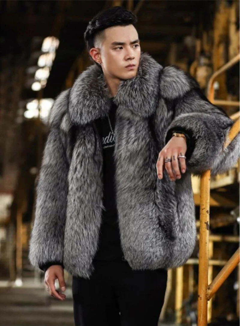 เสื้อโค้ทผู้ชายขนสัตว์เทียมลายขนสุนัขจิ้งจอกแบบสั้น สไตล์ฤดูใบไม้ร่วงและฤดูหนาว ให้ความอบอุ่น เสื้อโค้ทขนสุนัขจิ้งจอกสีเงิน เสื้อแจ็คเก็ตหนังผู้ชาย