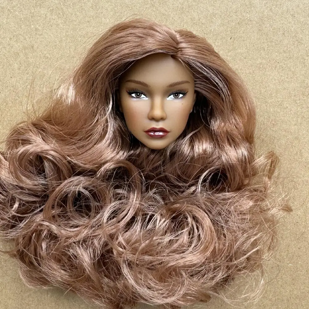 1/6 Maßstab Modellpuppenköpfe mit Maulwurfdetail, mehrfarbige Haaroptionen, braune, weiße, beige Hauttöne für Puppenbau-Sammlerstücke – Detail 22