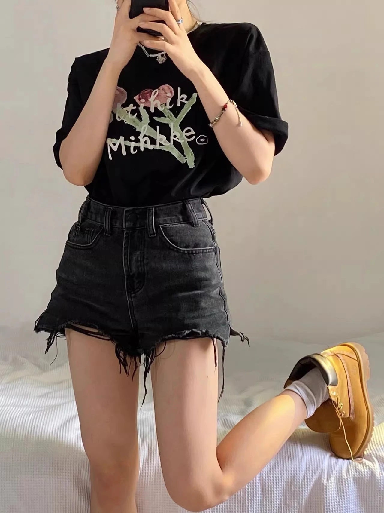 

High Waist Loose Fit Denim Shorts for Women Summer plus Size Flared Hem Trendy Slimming Hot Pants Casual Vintage Style