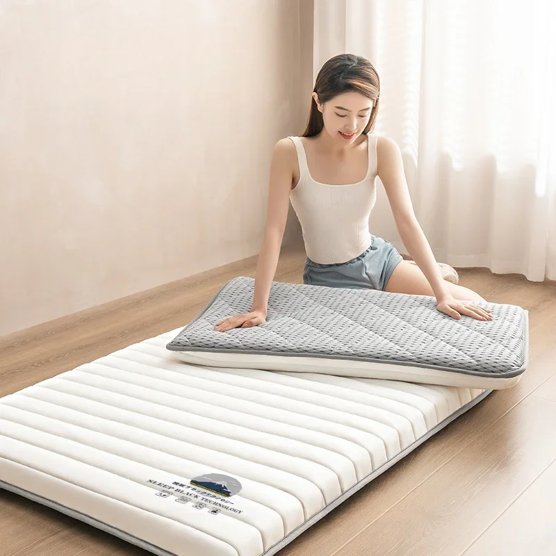 Natural Latex Tatami Mat for Dormitory, Skin-friendly, Breathable Design, Foldable Floor Mattress