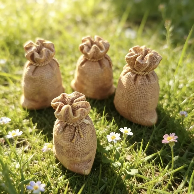 4PCS Creative Linen Miniature Packaging Bags Garden Farm Landscape Models Special For Decorating Dollhouses And Garden New