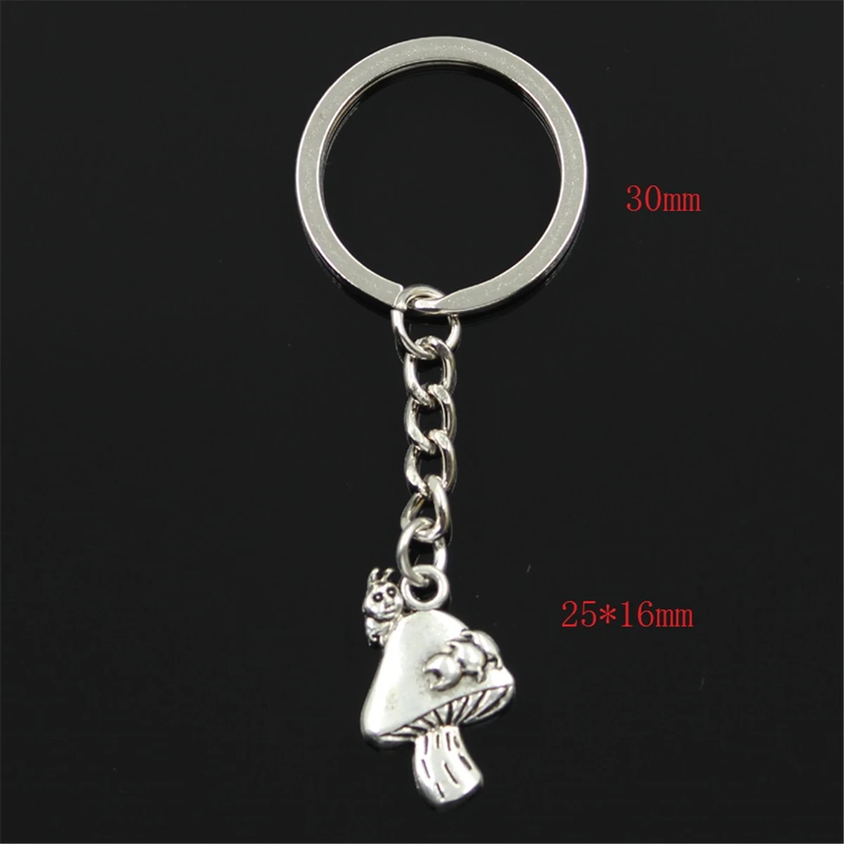 New Fashion Men 30mm Car Keychain DIY Metal Holder Chain Vintage Centipede Mushroom 25x16mm Silver Color Pendant Gift