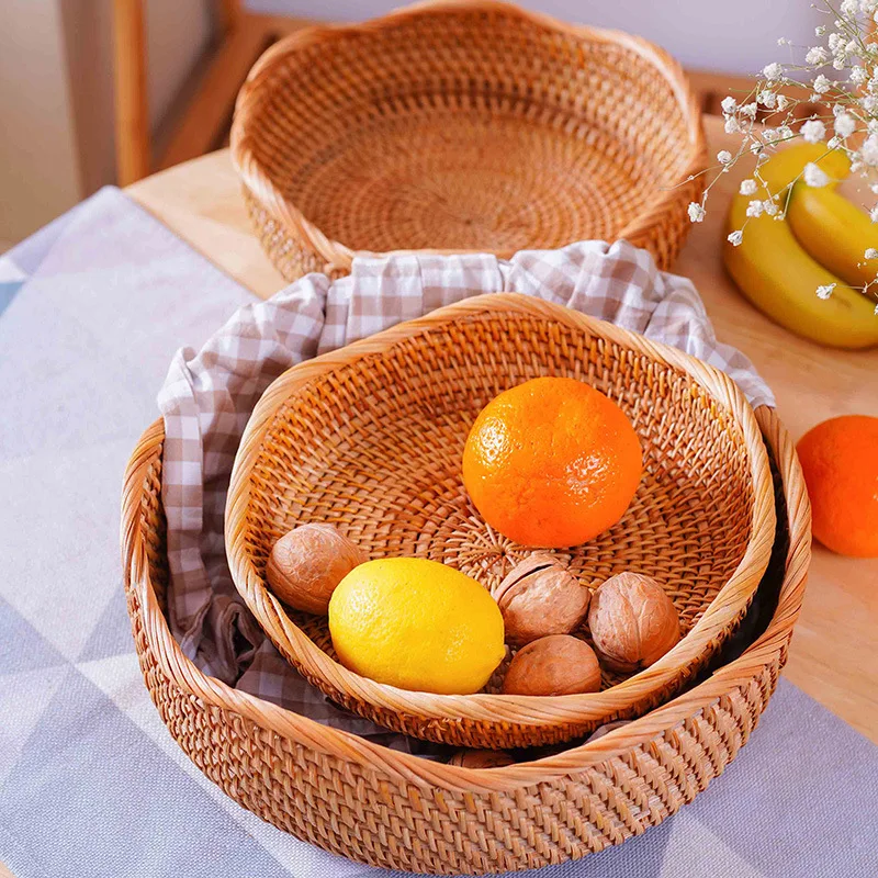 

Candy Storage Tray Basket Handwoven Rattan Round Wicker Basket Bread Egg Food Plate Fruit Cake Platter Dinner Serving Tray