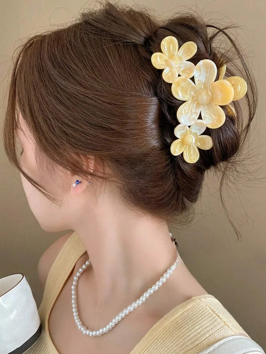 

1pcs Elegant and Fresh Three Flower Grip Clip - Dazzling Large Clip with Premium Shark Clip - Suitable for Beach Hair Clip