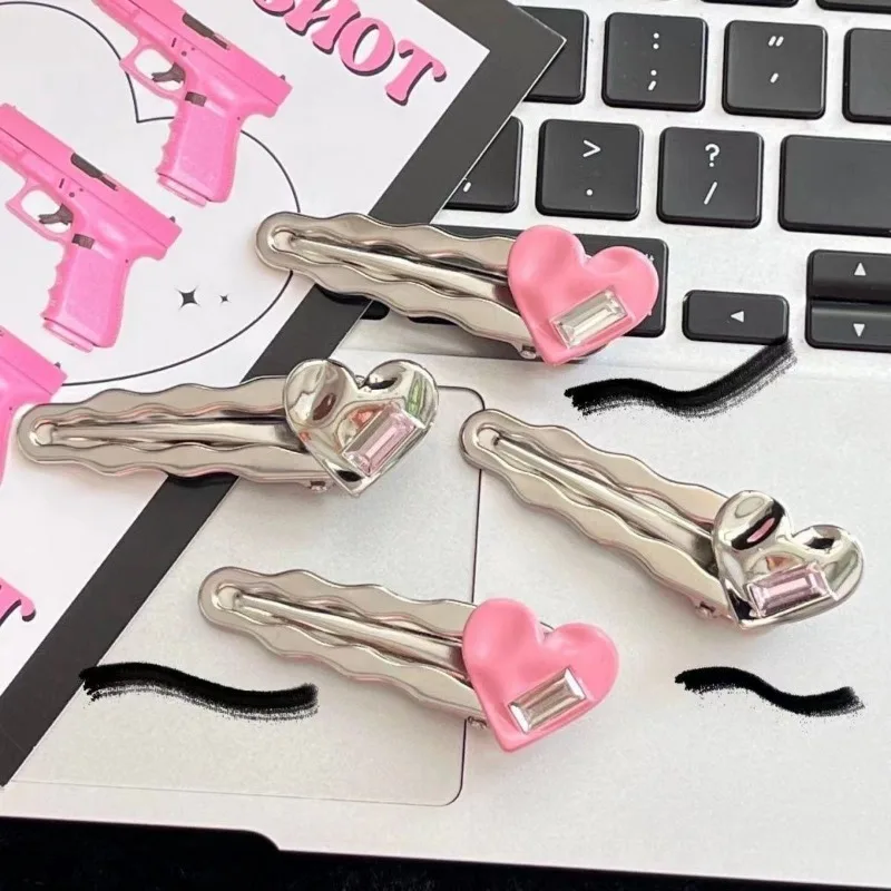 Ins Metal Love Rhinestone Hair Clips Women\'s Hairpin Sweet Cool Bangs Side Duckbill Clip Hair Barrettes Korean Girls Headwear