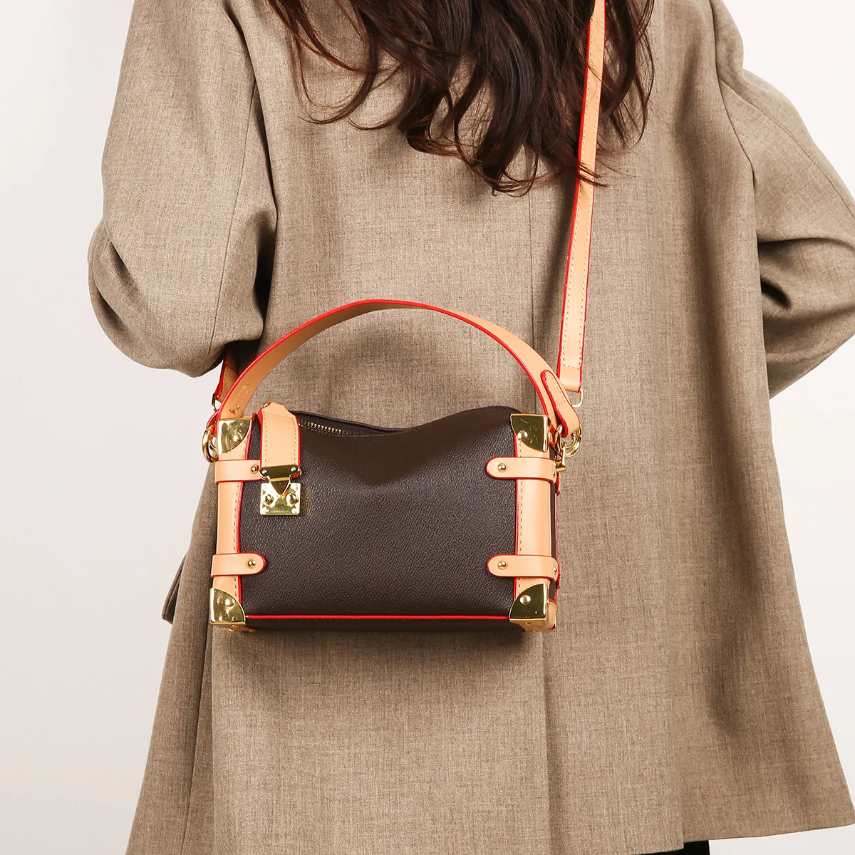 

2025 A/W Big Work Tote for Professionals, Spacious Laptop Bag Multi-functional Shoulder Crossbody, Commuter Bag for Office