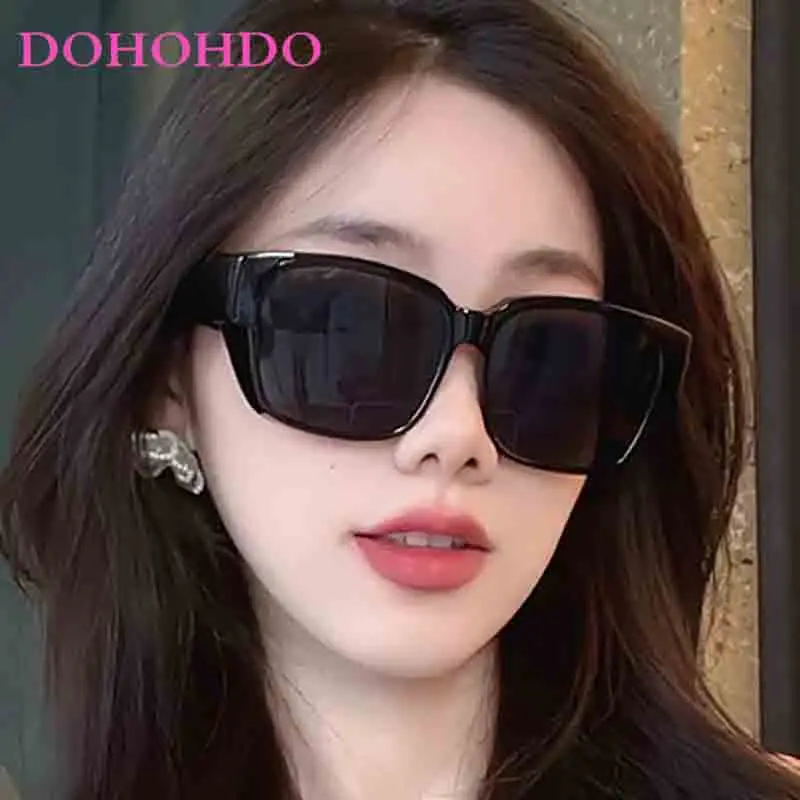 

Retro Fashion Personality Square Sunglasses Women Men Trend Luxury Brand Classic Outdoors Travel Driving Shades Sunglasses UV400