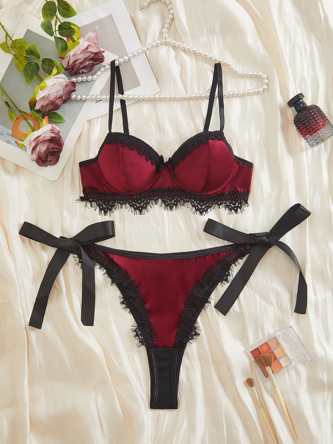 Adults Ladies Sexy Lingerie for Women\'s Underwear Lace Wine Red Sexy Bras and Thong Open Set Halloween Costumes for Women