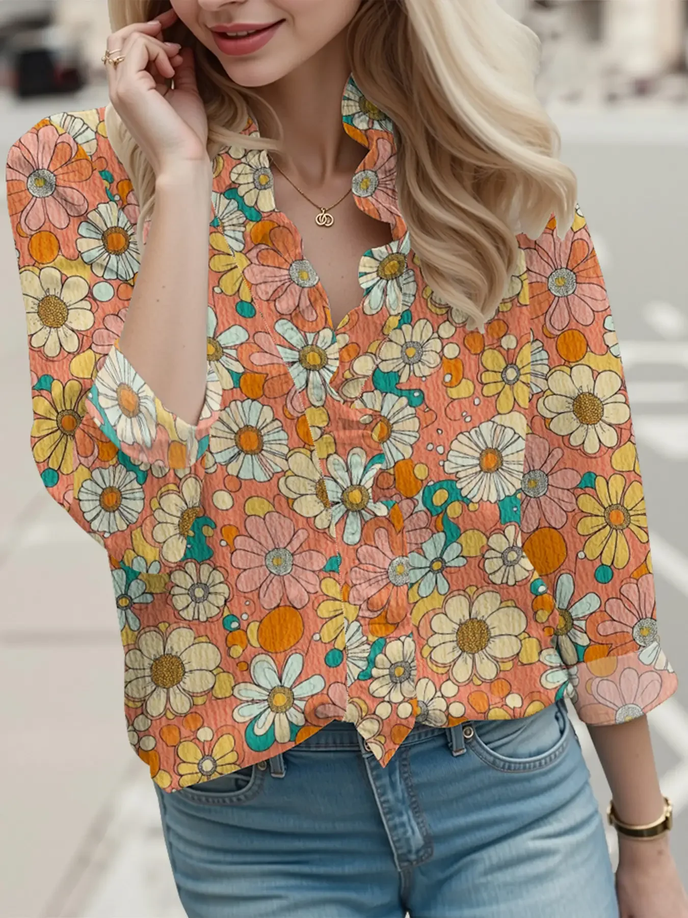 Autumn new V-neck casual top, women's long sleeved lace shirt, Lace trim - wrinkle resistant short sleeved shirt